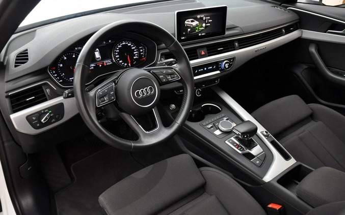 Audi A4 cena 139980 przebieg: 92524, rok produkcji 2019 z Baborów małe 667